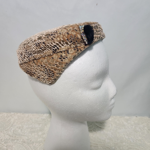 Vintage 1960s Leopard Pillbox Hat Rhinestone Fur Accent Jackie Kennedy Style main image 5
